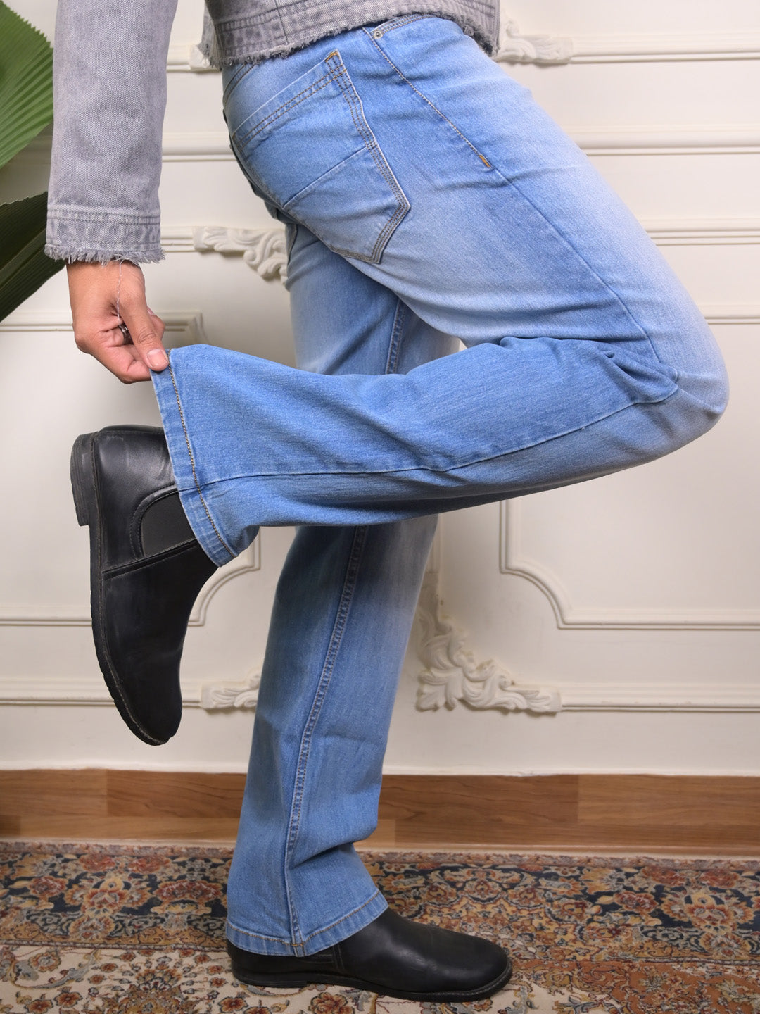 Straight Fit -  Ice Blue